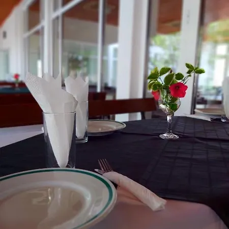 централ Hotel Sozopol